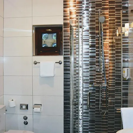 In Croatia Near * 杜布罗夫尼克