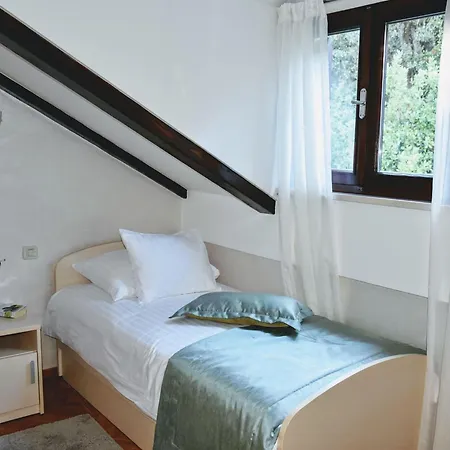 Vila Beautiful With Swimming Pool And Sea View Dubrovník