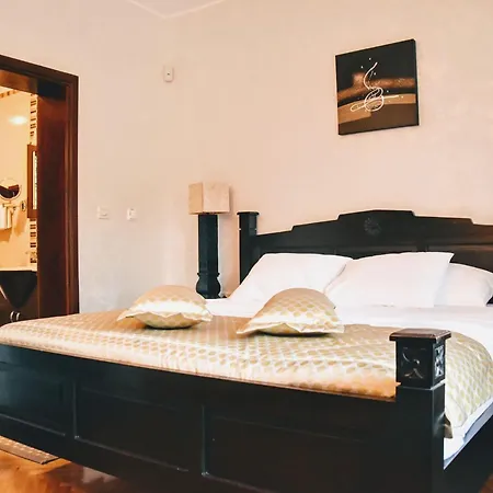 Vila Beautiful With Swimming Pool And Sea View Dubrovník